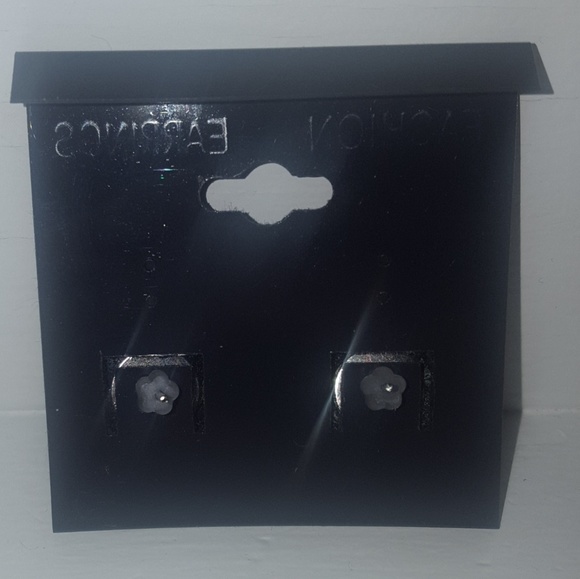 Sapphire Blue Fashion Earrings - Picture 2 of 4